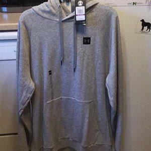 Under Armour gray 2 piece sweat and hoodie size 2xl top and XL bottoms